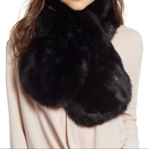 Halogen black Faux Fur Scarf